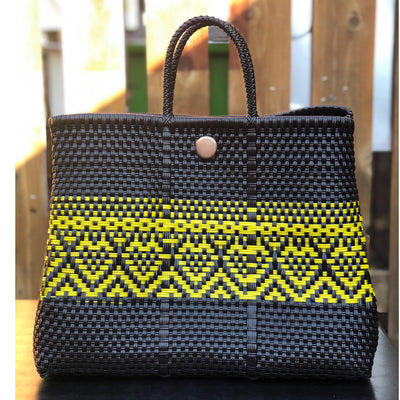 Special  Tote