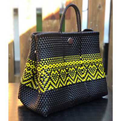 Special  Tote